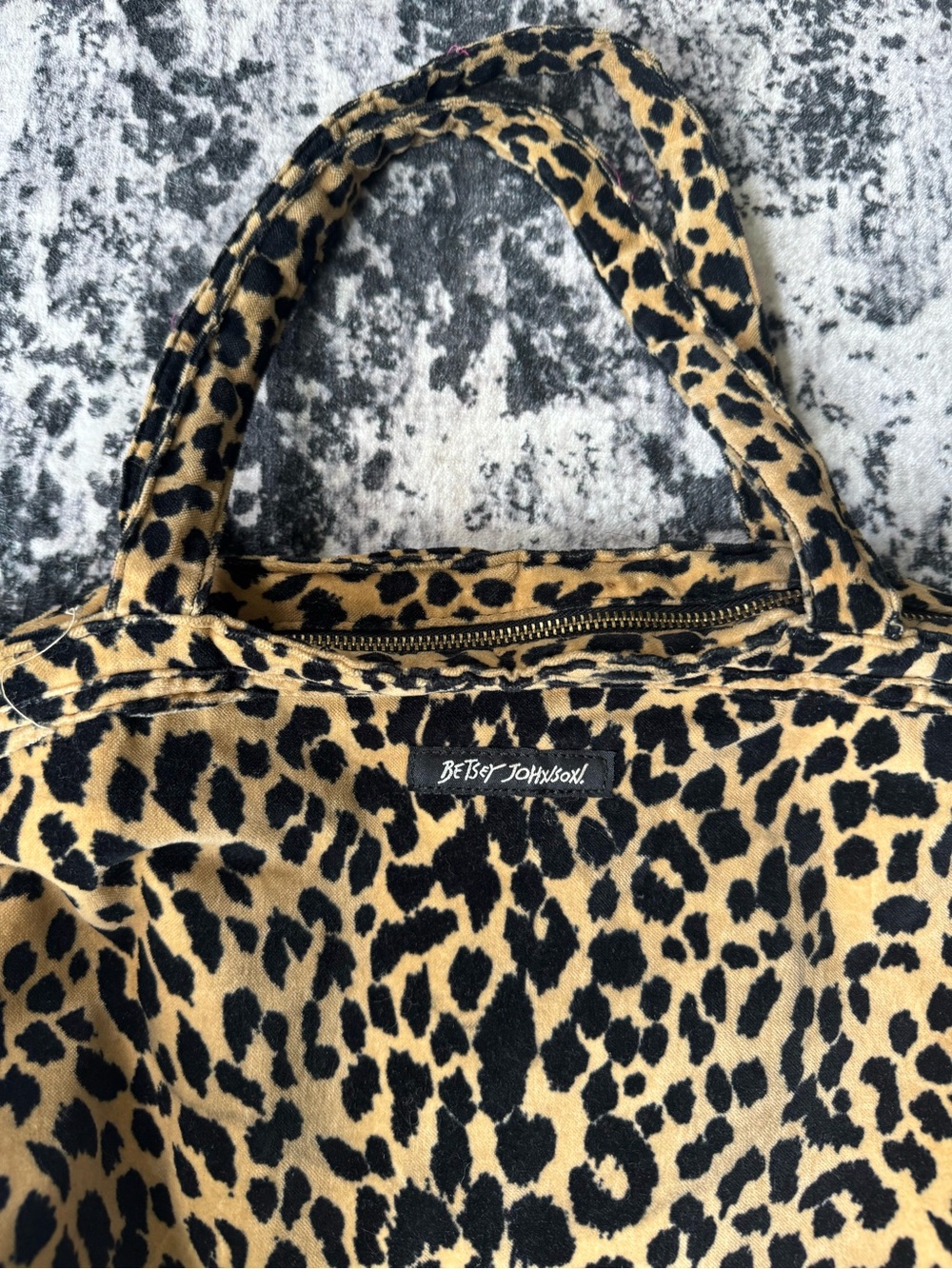 Y2K Betsey Johnson leopard print weekender tote bag ♡ - Picture 3 of 7